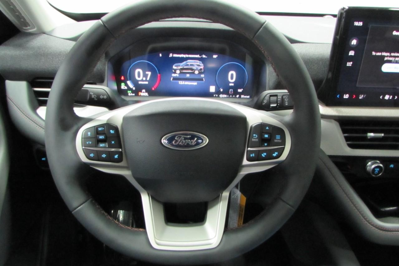 2025 Agate Black Metallic Ford Explorer Active 4X4 SUV