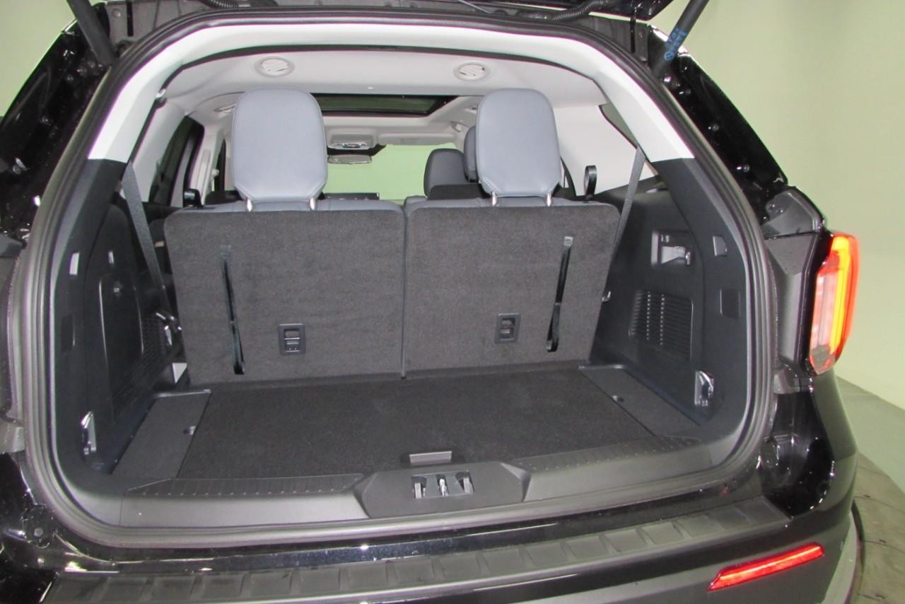 2025 Agate Black Metallic Ford Explorer Active 4X4 SUV