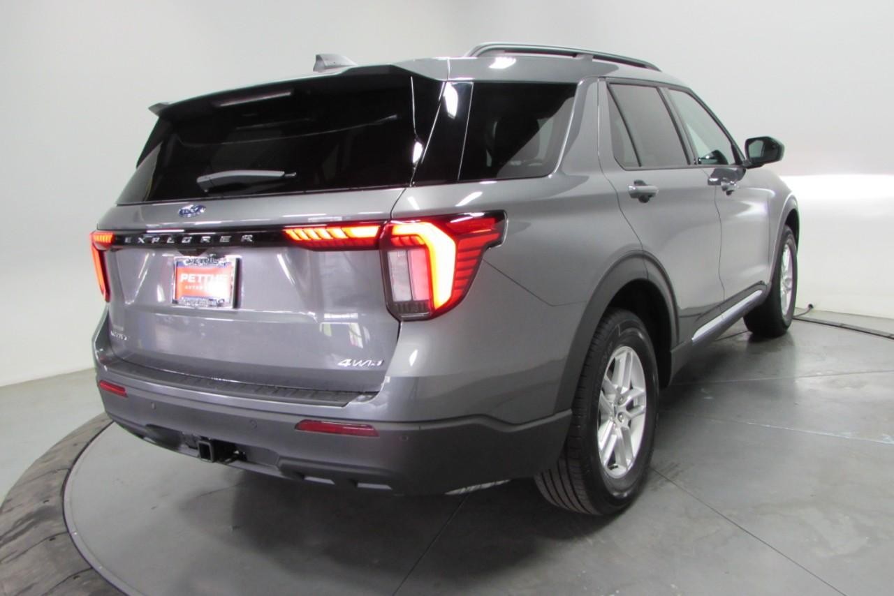 2025 Carbonized Gray Metallic Ford Explorer Active 4X4 SUV
