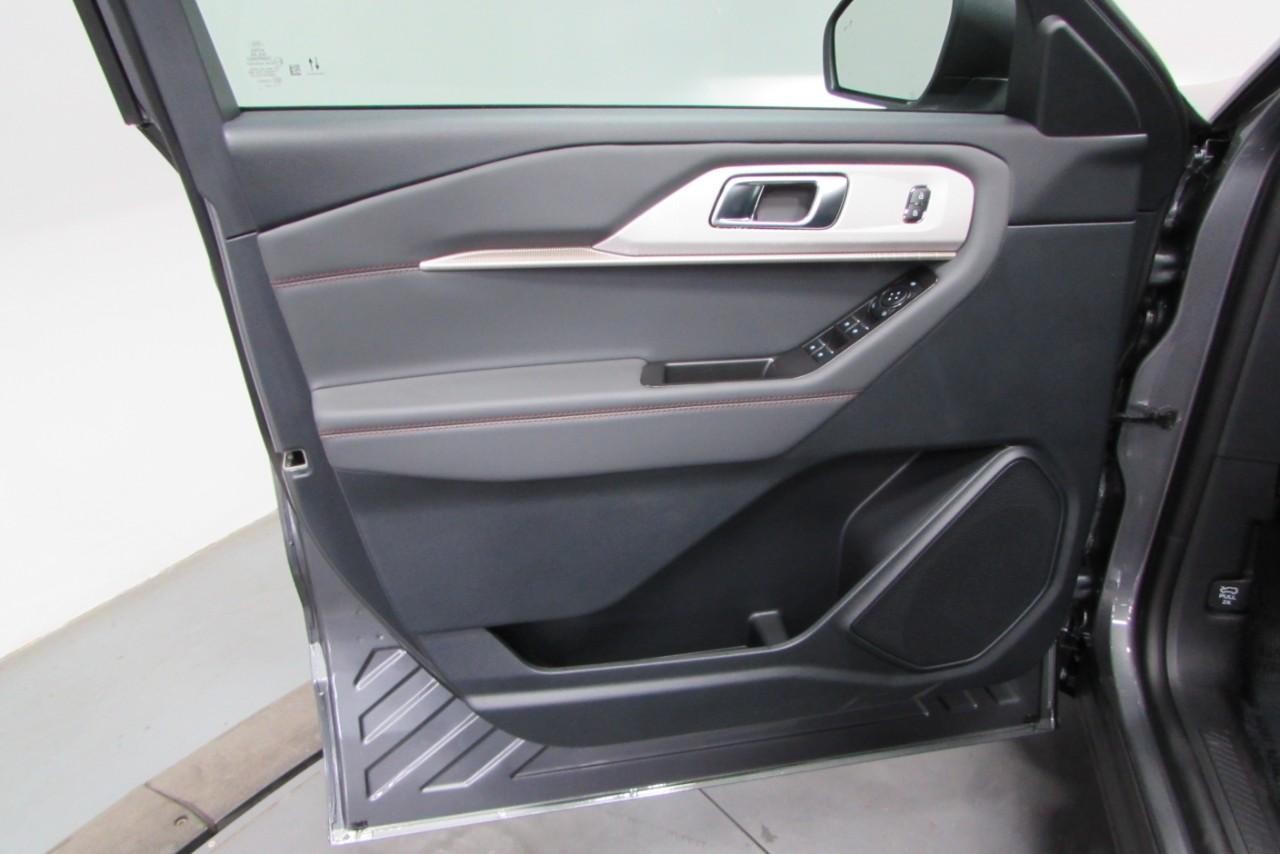 2025 Carbonized Gray Metallic Ford Explorer Active 4X4 SUV