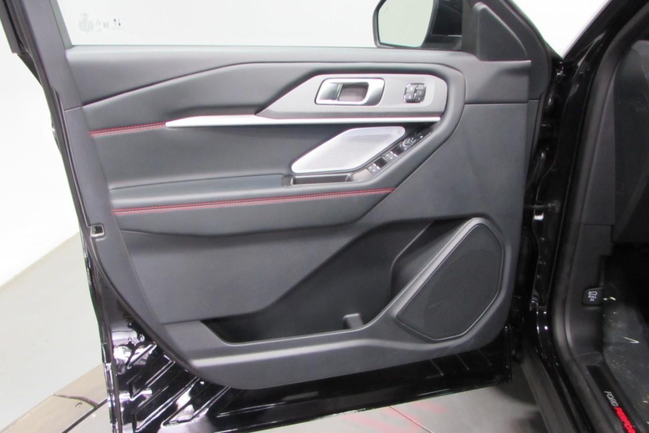 2025 Agate Black Metallic Ford Explorer ST 4X4 SUV