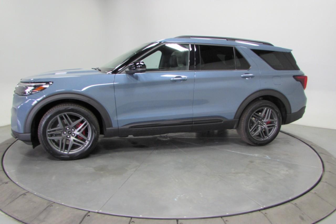2025 Vapor Blue Metallic Ford Explorer ST 4X4 SUV