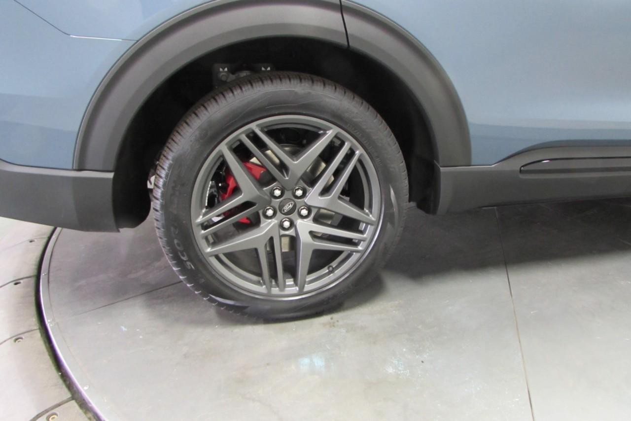 2025 Vapor Blue Metallic Ford Explorer ST 4X4 SUV