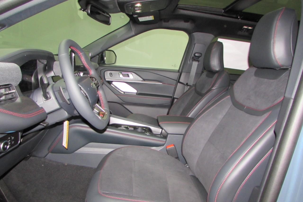 2025 Vapor Blue Metallic Ford Explorer ST 4X4 SUV