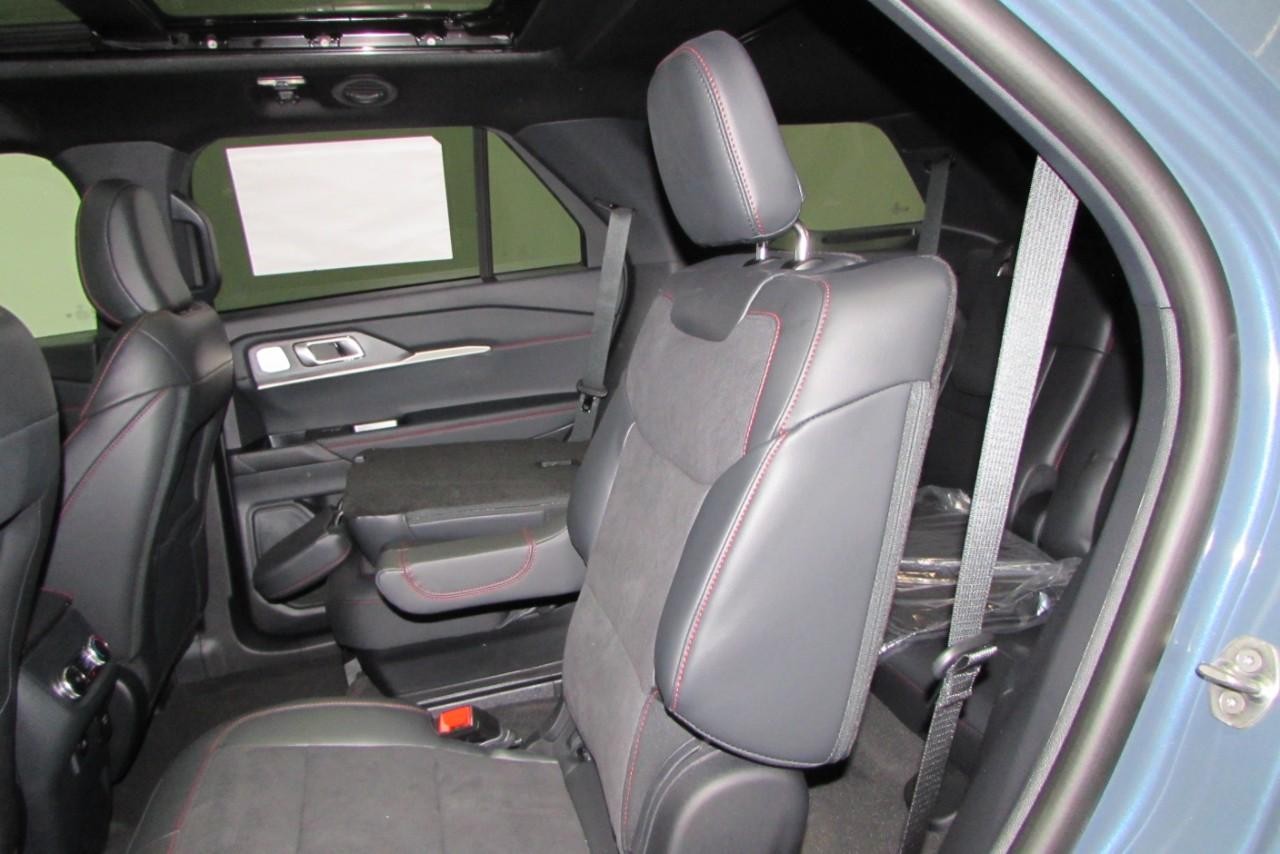 2025 Vapor Blue Metallic Ford Explorer ST 4X4 SUV