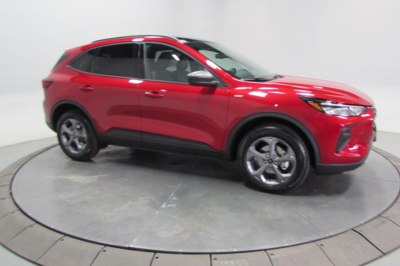 2025 Rapid Red Metallic Tinted Clearcoat Ford Escape ST-Line AWD SUV