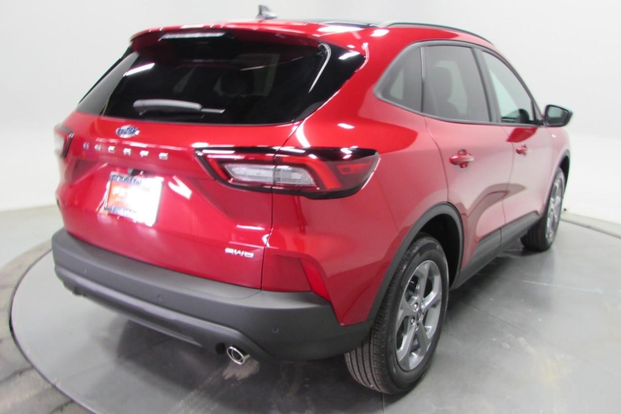 2025 Rapid Red Metallic Tinted Clearcoat Ford Escape ST-Line AWD SUV