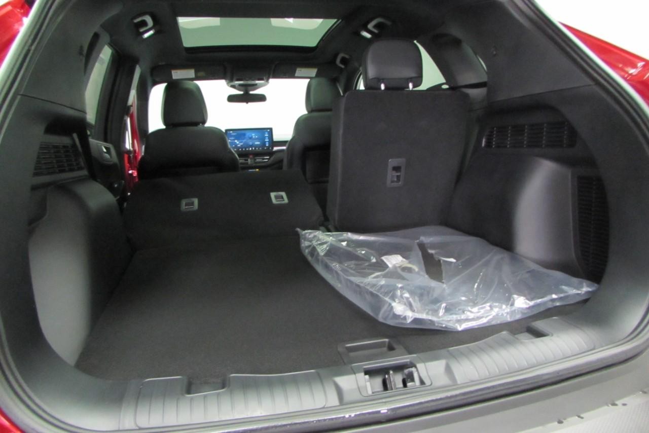 2025 Rapid Red Metallic Tinted Clearcoat Ford Escape ST-Line AWD SUV