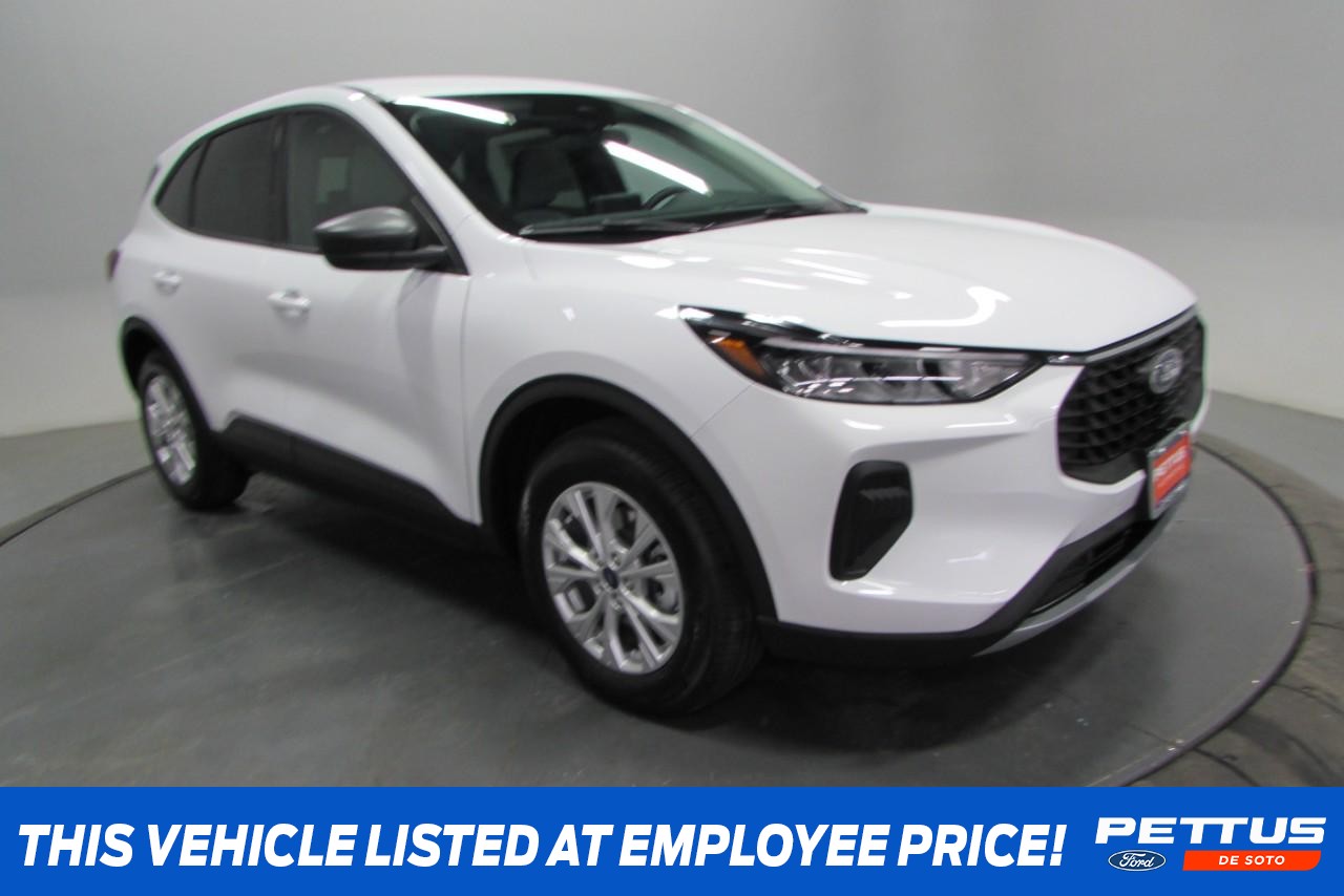 2025 Oxford White Ford Escape Active SUV