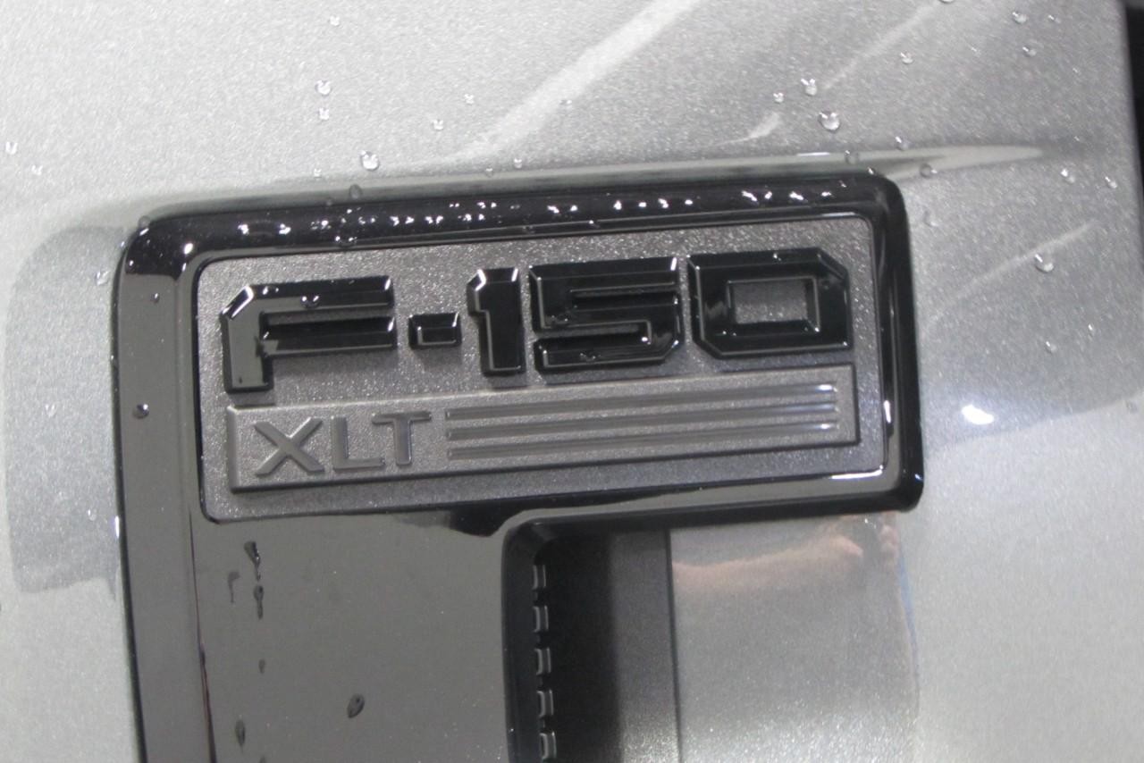 2025 Carbonized Gray Metallic Ford F-150 XLT 4X4 Truck