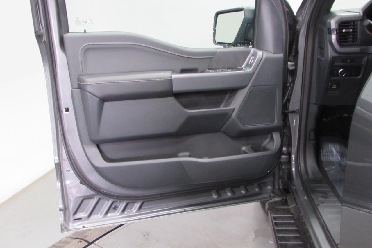 2025 Carbonized Gray Metallic Ford F-150 XLT 4X4 Truck
