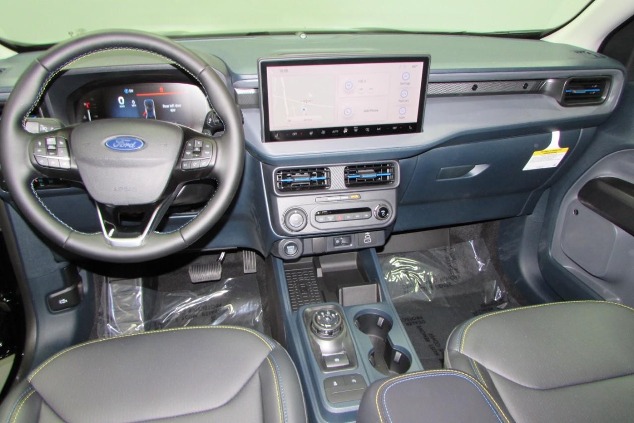 2025 Ford Maverick photo 20