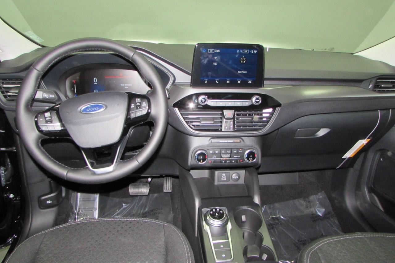 2025 Agate Black Metallic Ford Escape Active AWD SUV