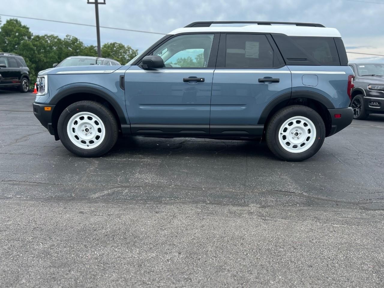 2025 Azure Gray Metallic Tri-Coat Ford Bronco Sport Heritage 4X4 SUV