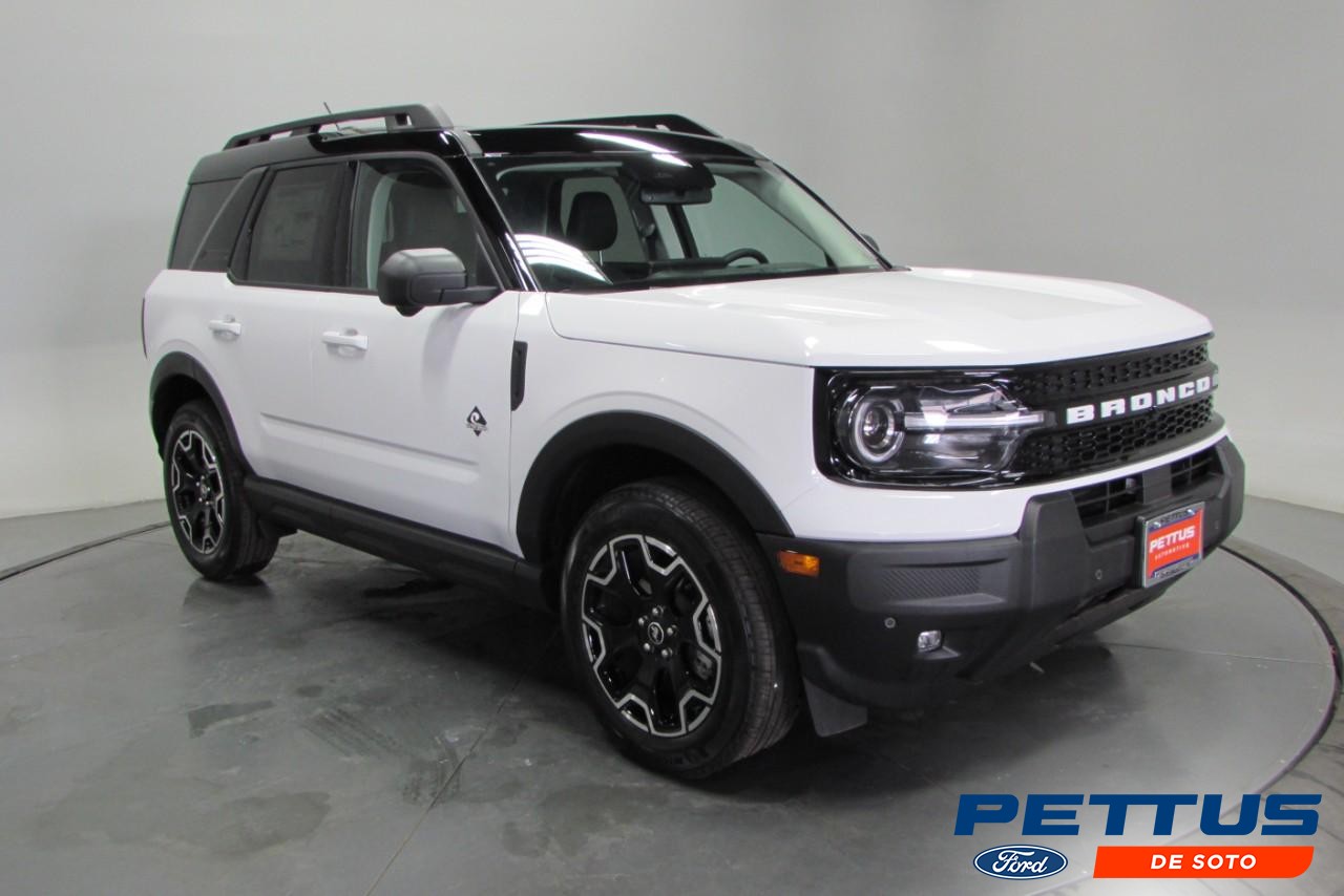 2025 Oxford White Ford Bronco Sport Outer Banks SUV