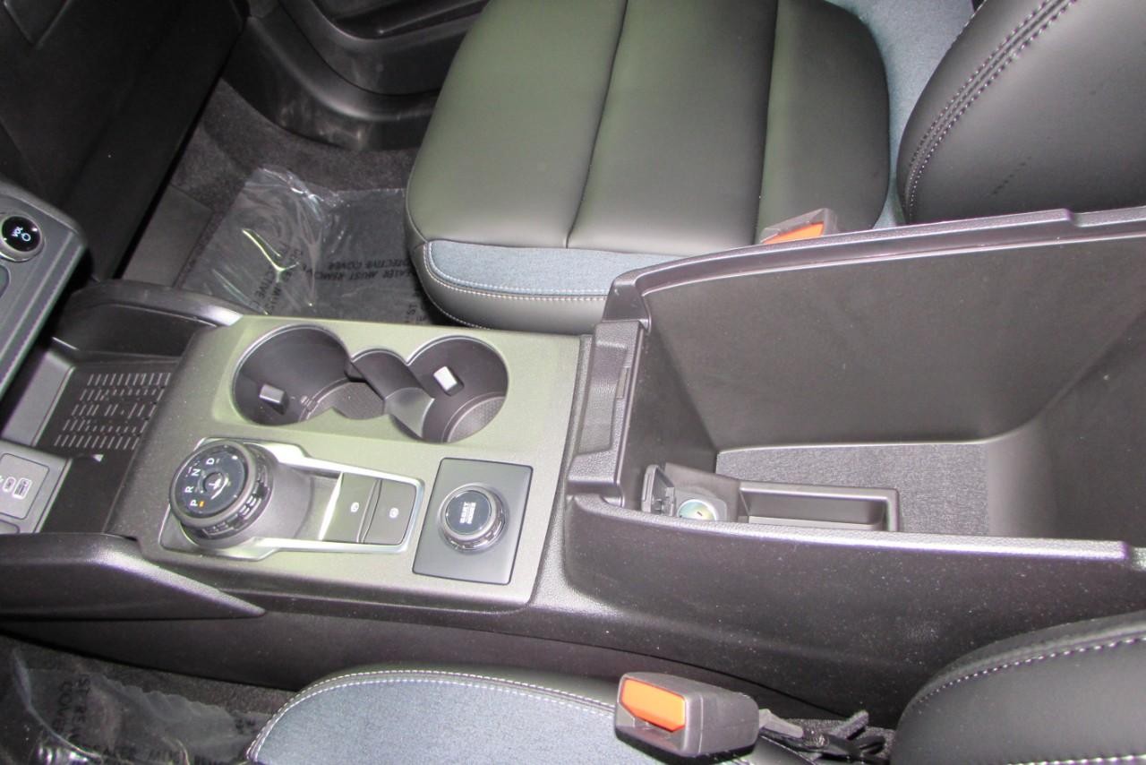 2025 Oxford White Ford Bronco Sport Outer Banks 4X4 SUV