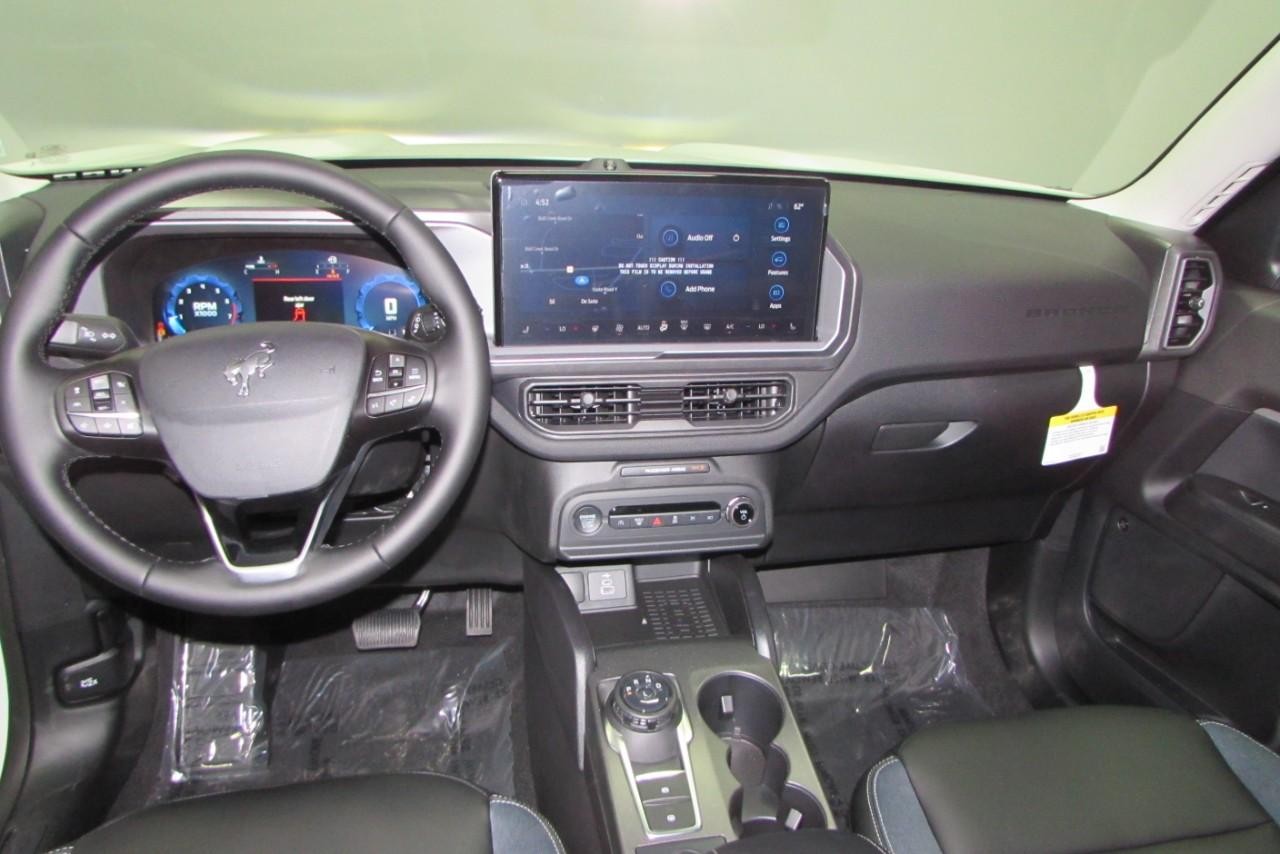 2025 Oxford White Ford Bronco Sport Outer Banks 4X4 SUV