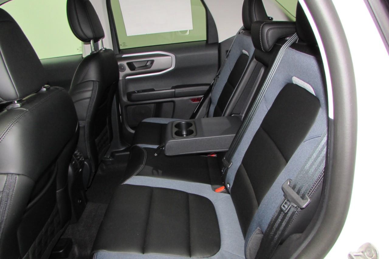 2025 Oxford White Ford Bronco Sport Outer Banks 4X4 SUV