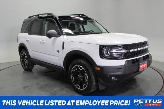 2025 Ford Bronco Sport Outer Banks at Pettus Ford De Soto in De Soto MO