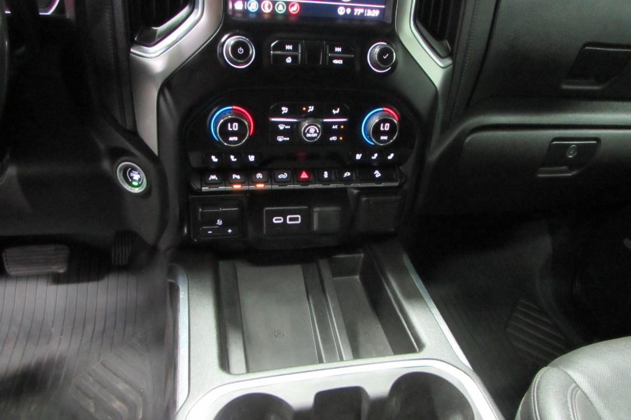 Chevrolet Silverado 1500 Vehicle Full-screen Gallery Image 10