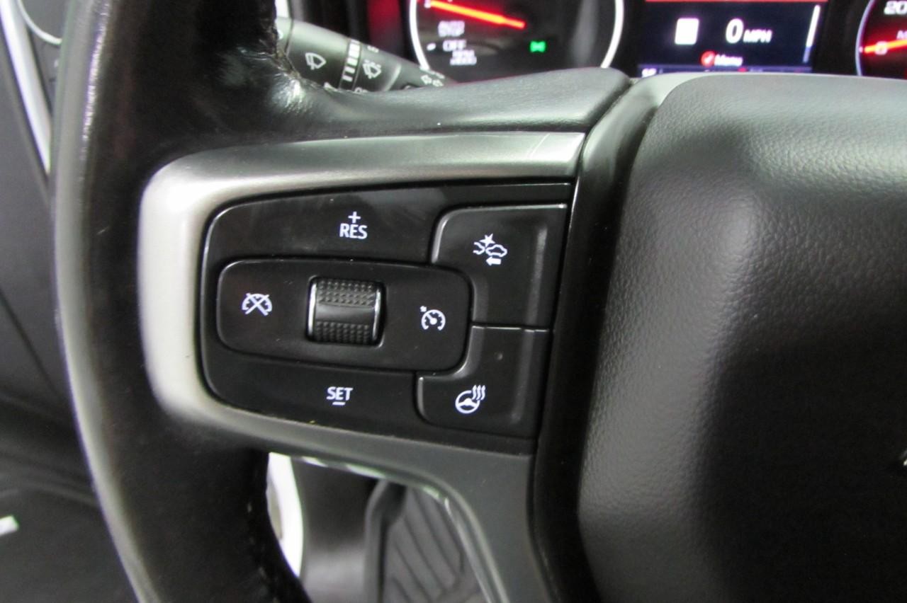 Chevrolet Silverado 1500 Vehicle Full-screen Gallery Image 15