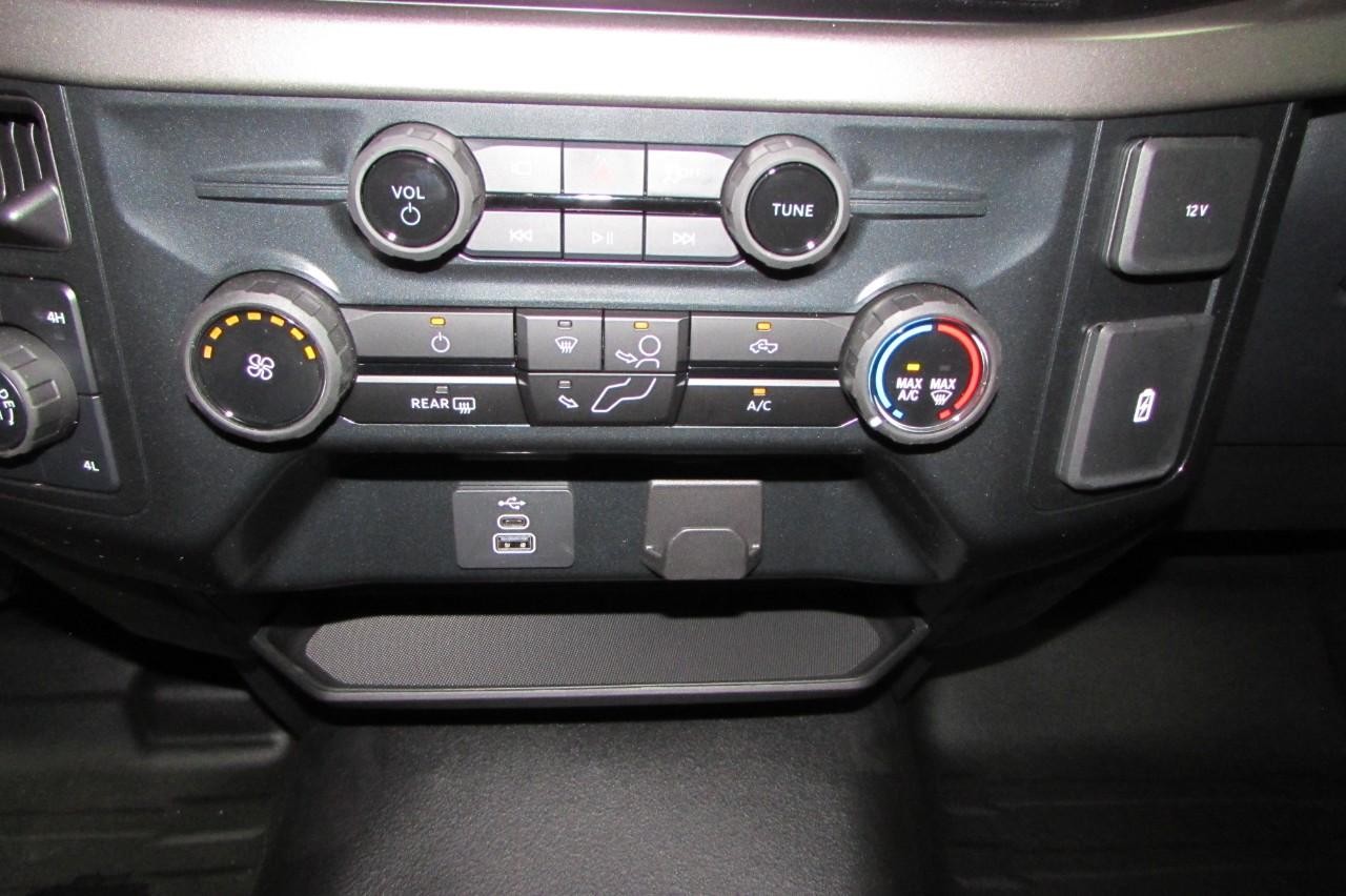2025 Atlas Blue Metallic Ford F-150 XL 4X4 Truck