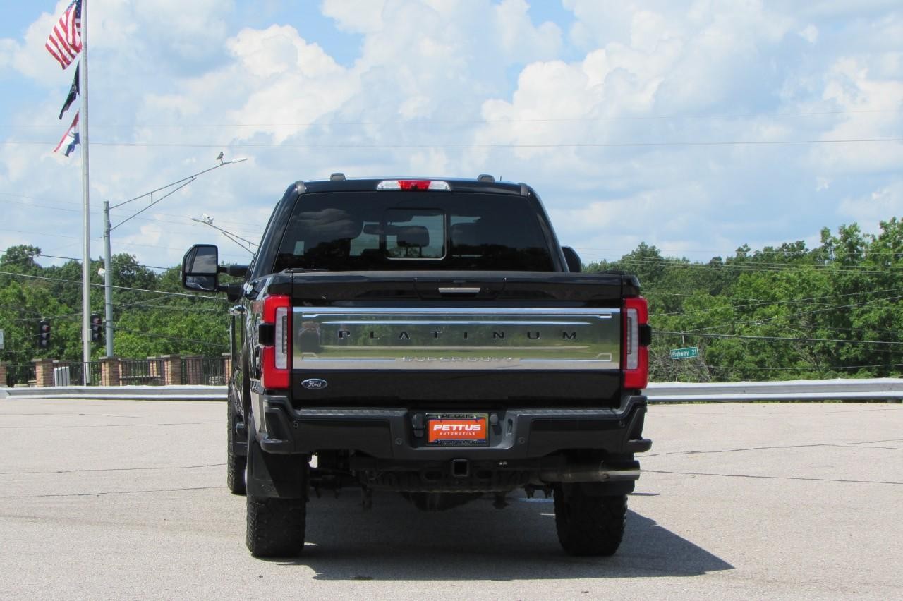 2024 Agate Black Metallic Ford Super Duty F-350 SRW Platinum 4X4 Truck