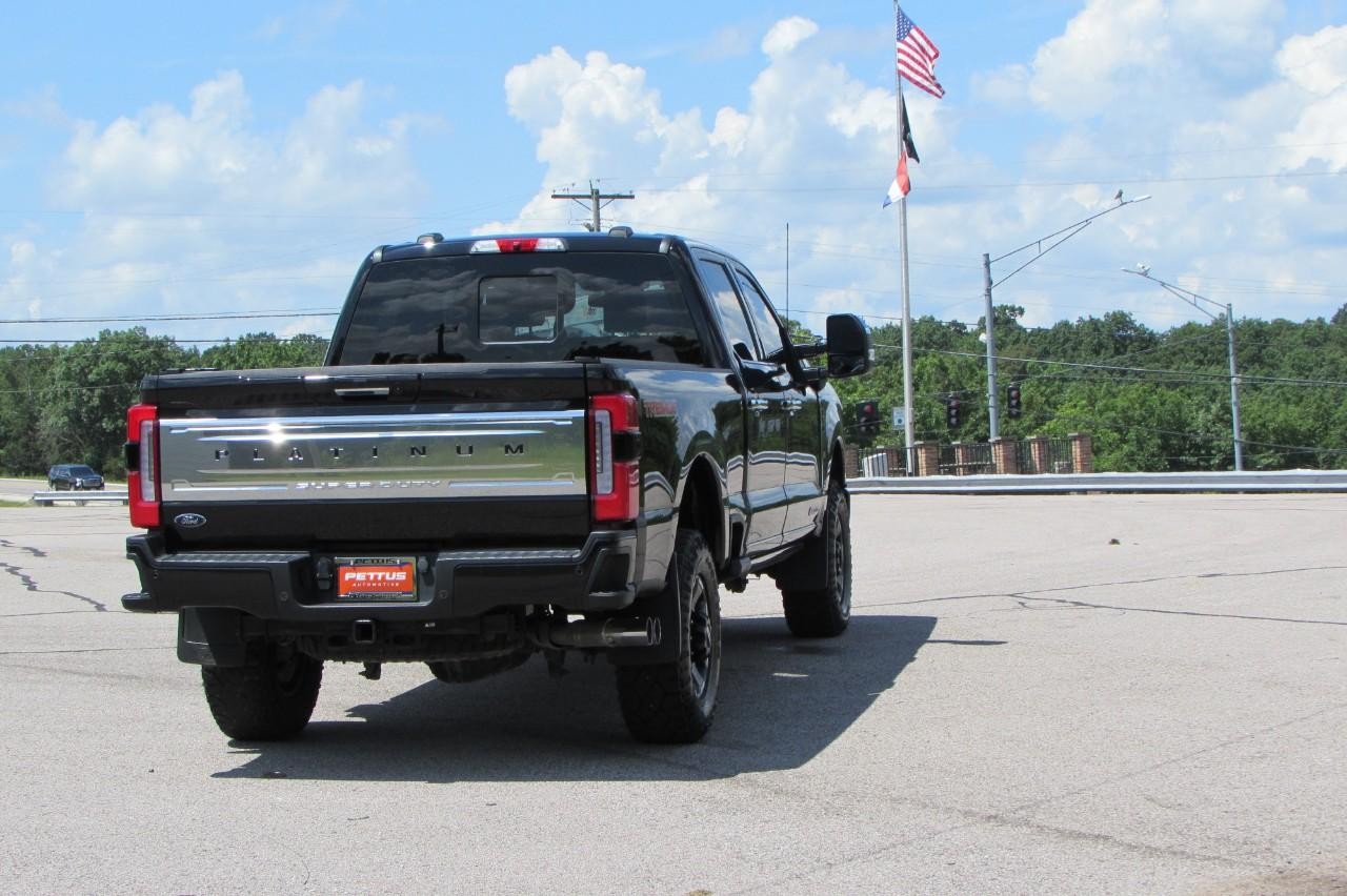 2024 Agate Black Metallic Ford Super Duty F-350 SRW Platinum 4X4 Truck