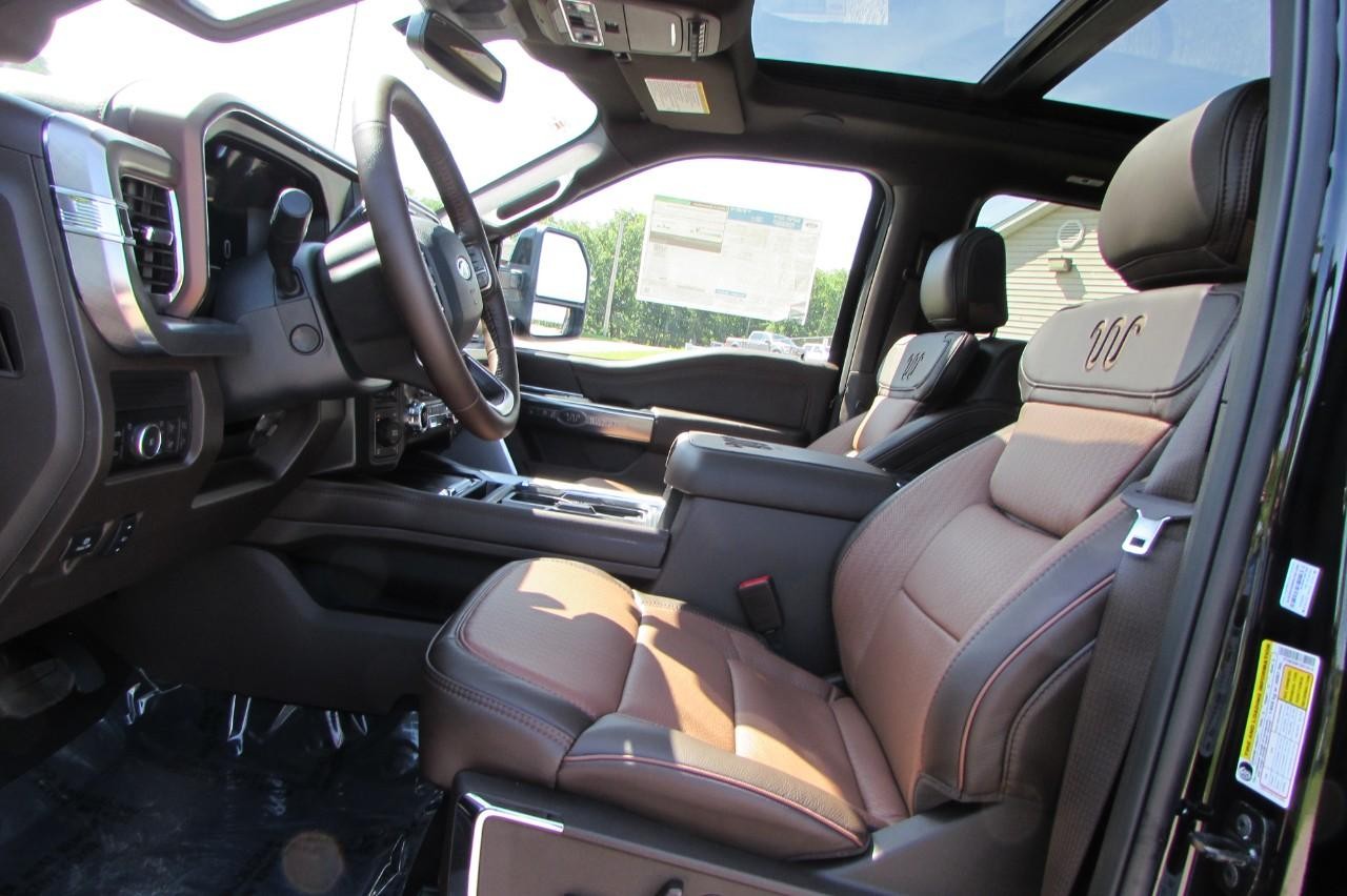 2025 Agate Black Metallic Ford Super Duty F-250 SRW King Ranch 4X4 Truck