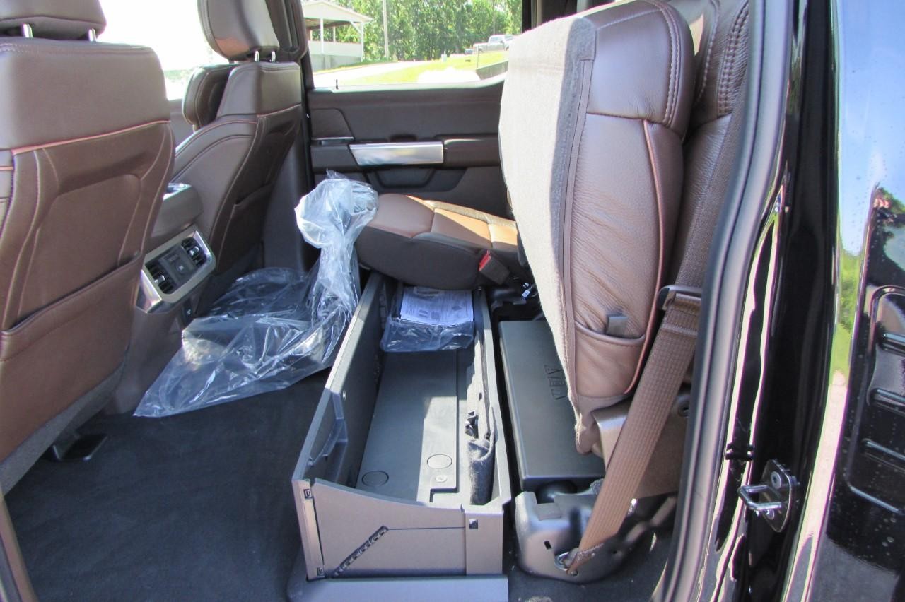 2025 Agate Black Metallic Ford Super Duty F-250 SRW King Ranch 4X4 Truck