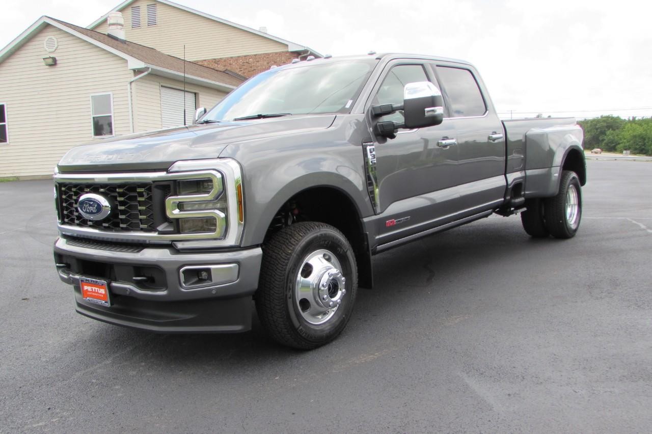 2025 Carbonized Gray Metallic Ford Super Duty F-350 DRW Platinum DRW 4X4 Truck