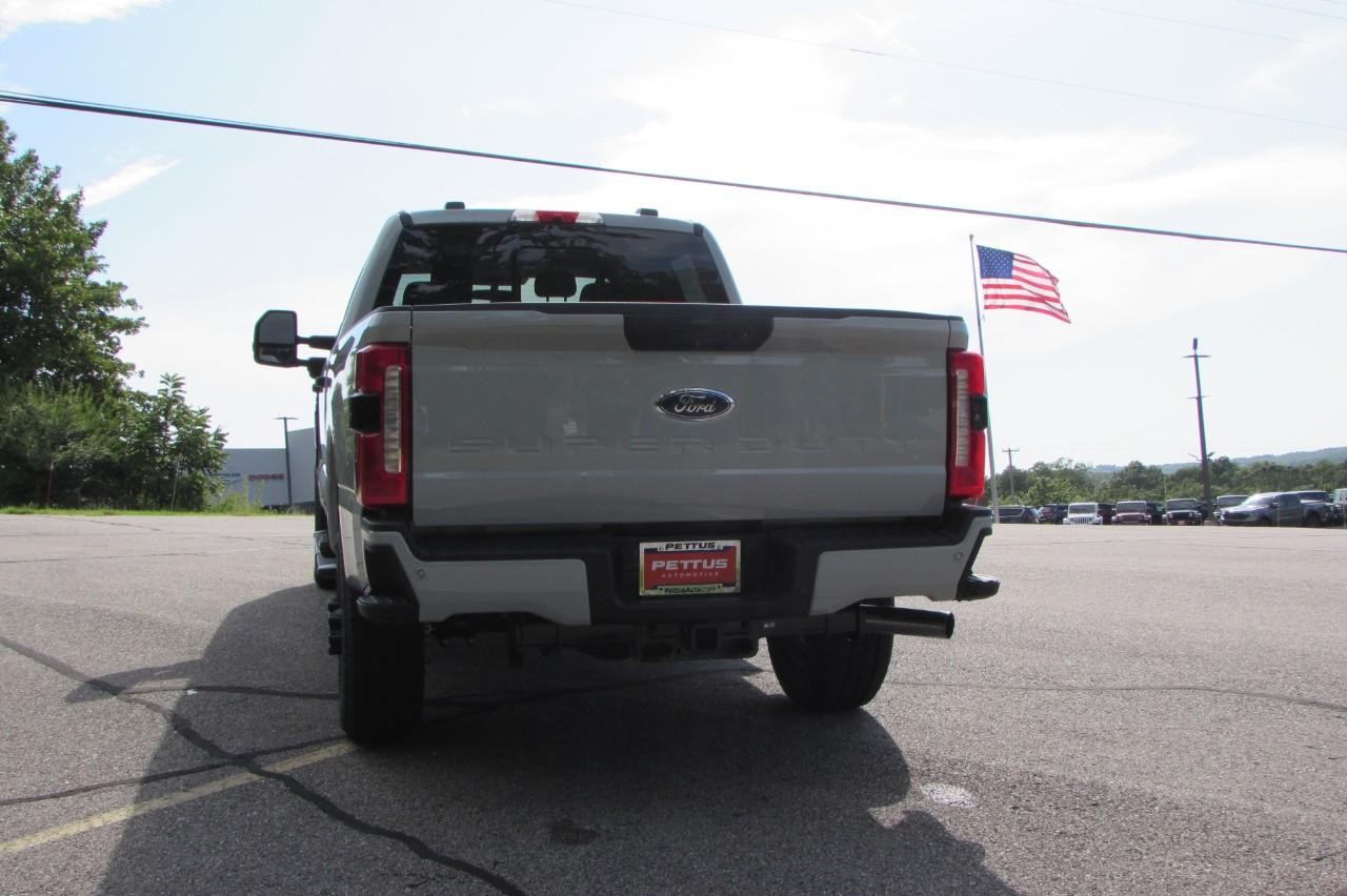 2025 Oxford White Ford Super Duty F-250 SRW XL 4X4 Truck