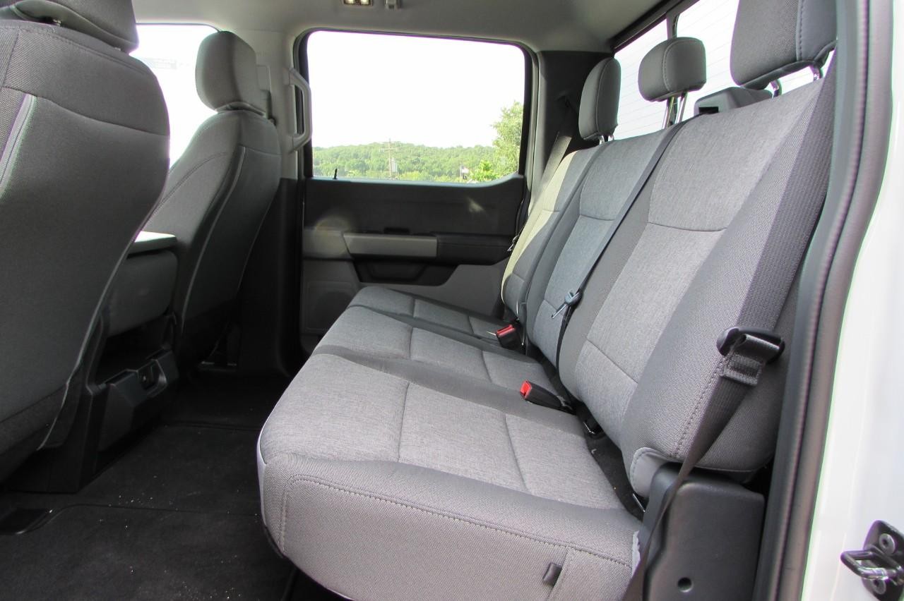 2025 Oxford White Ford Super Duty F-250 SRW XL 4X4 Truck