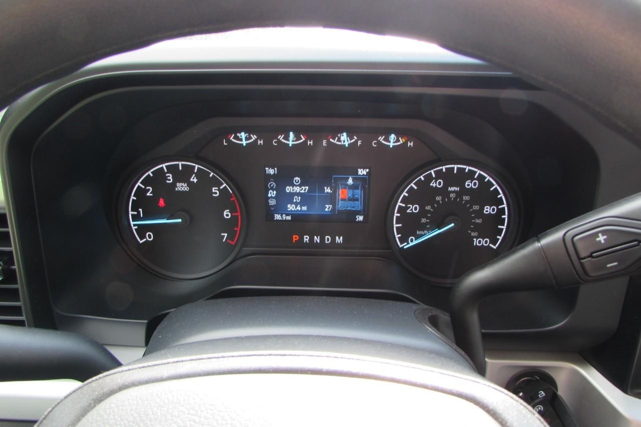 2025 Oxford White Ford Super Duty F-250 SRW XL 4X4 Truck