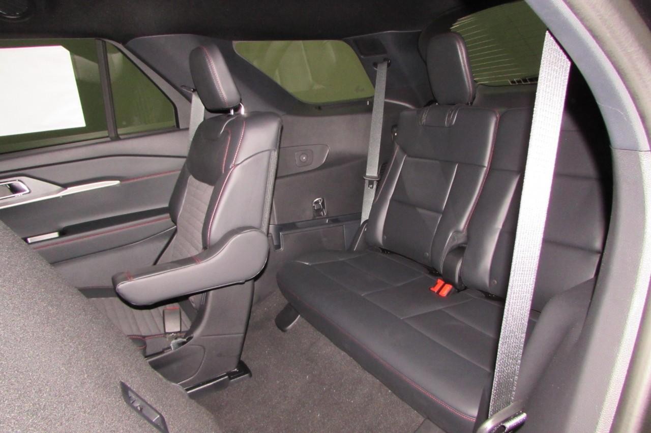 2025 Agate Black Metallic Ford Explorer ST-Line 4X4 SUV