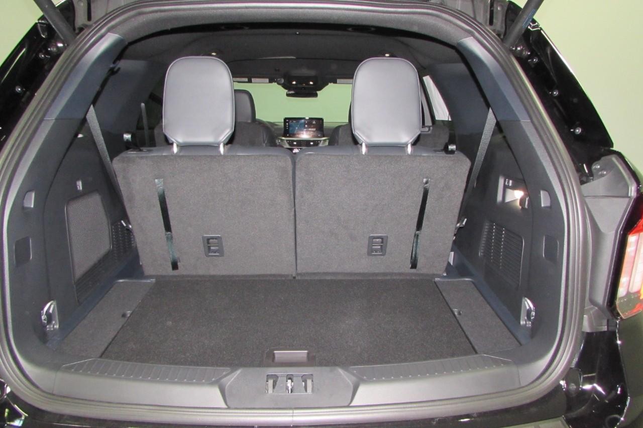 2025 Agate Black Metallic Ford Explorer ST-Line 4X4 SUV