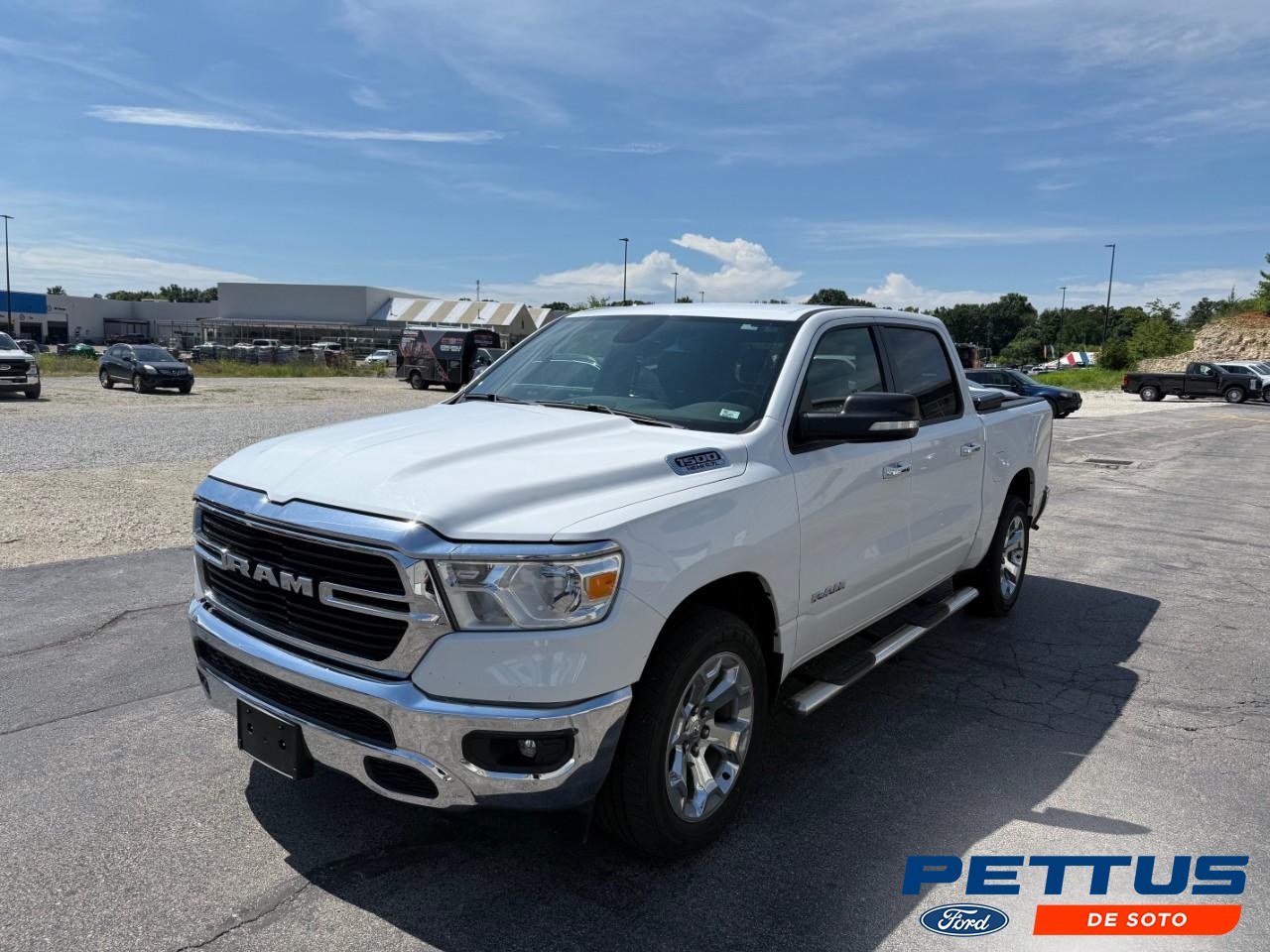 2019 WHITE Ram 1500 Big Horn/Lone Star Truck