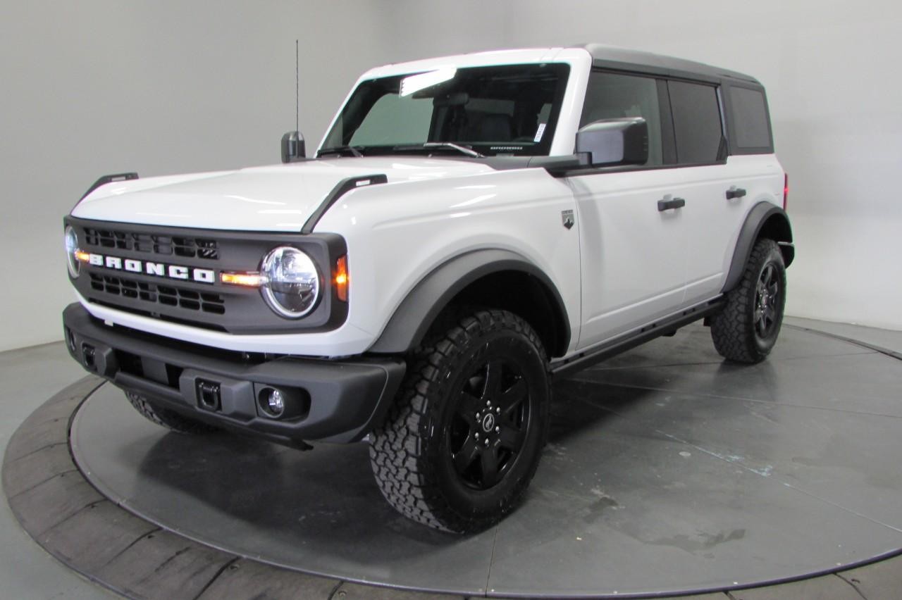 2025 Oxford White Ford Bronco Big Bend 4X4 SUV