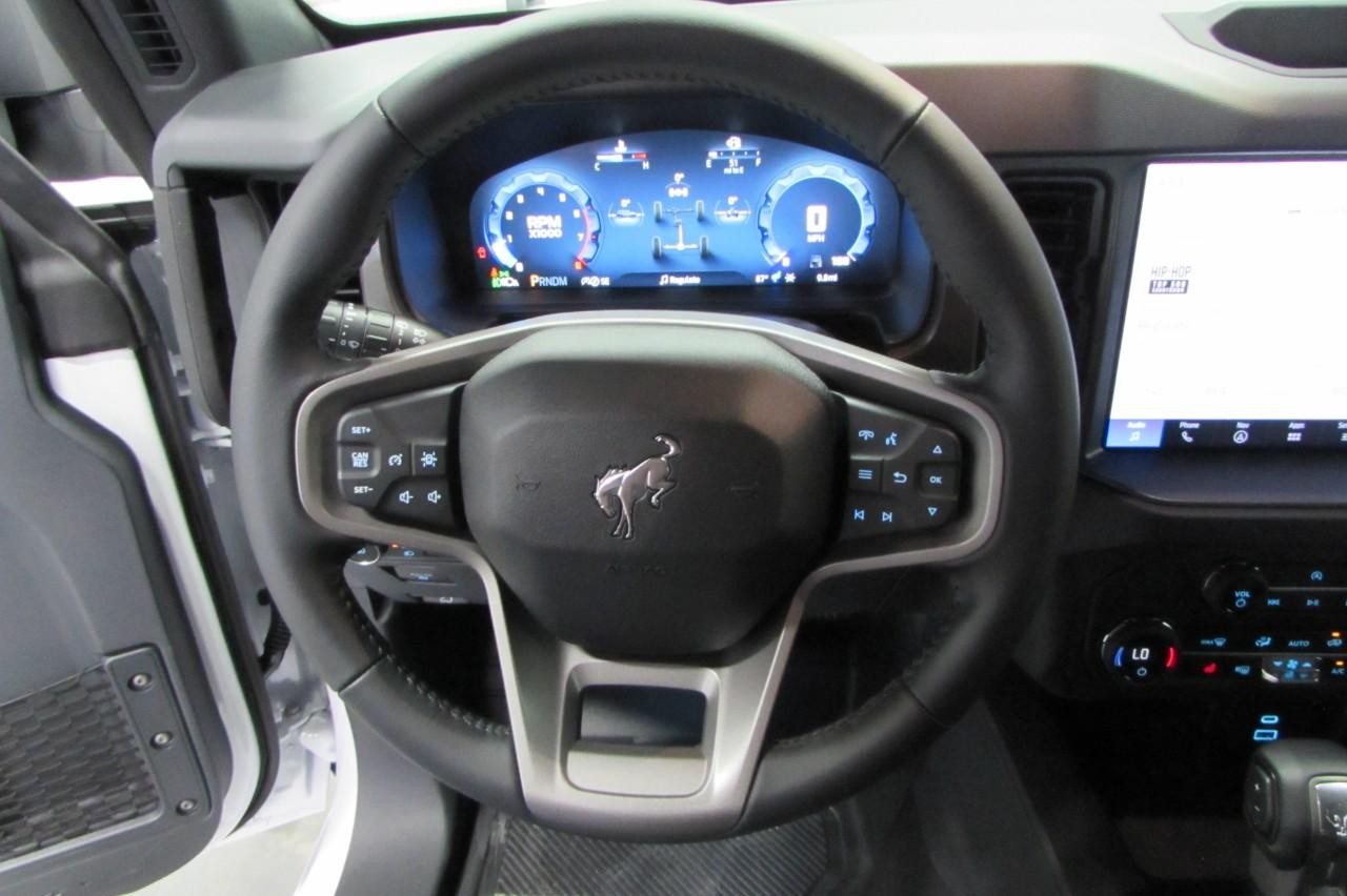 2025 Oxford White Ford Bronco Big Bend 4X4 SUV