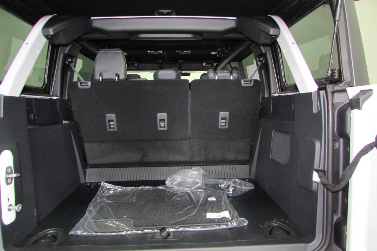 2025 Oxford White Ford Bronco Big Bend 4X4 SUV