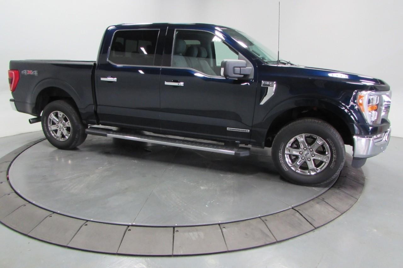 2021 Antimatter Blue Metallic Ford F-150 XLT 4X4 Truck