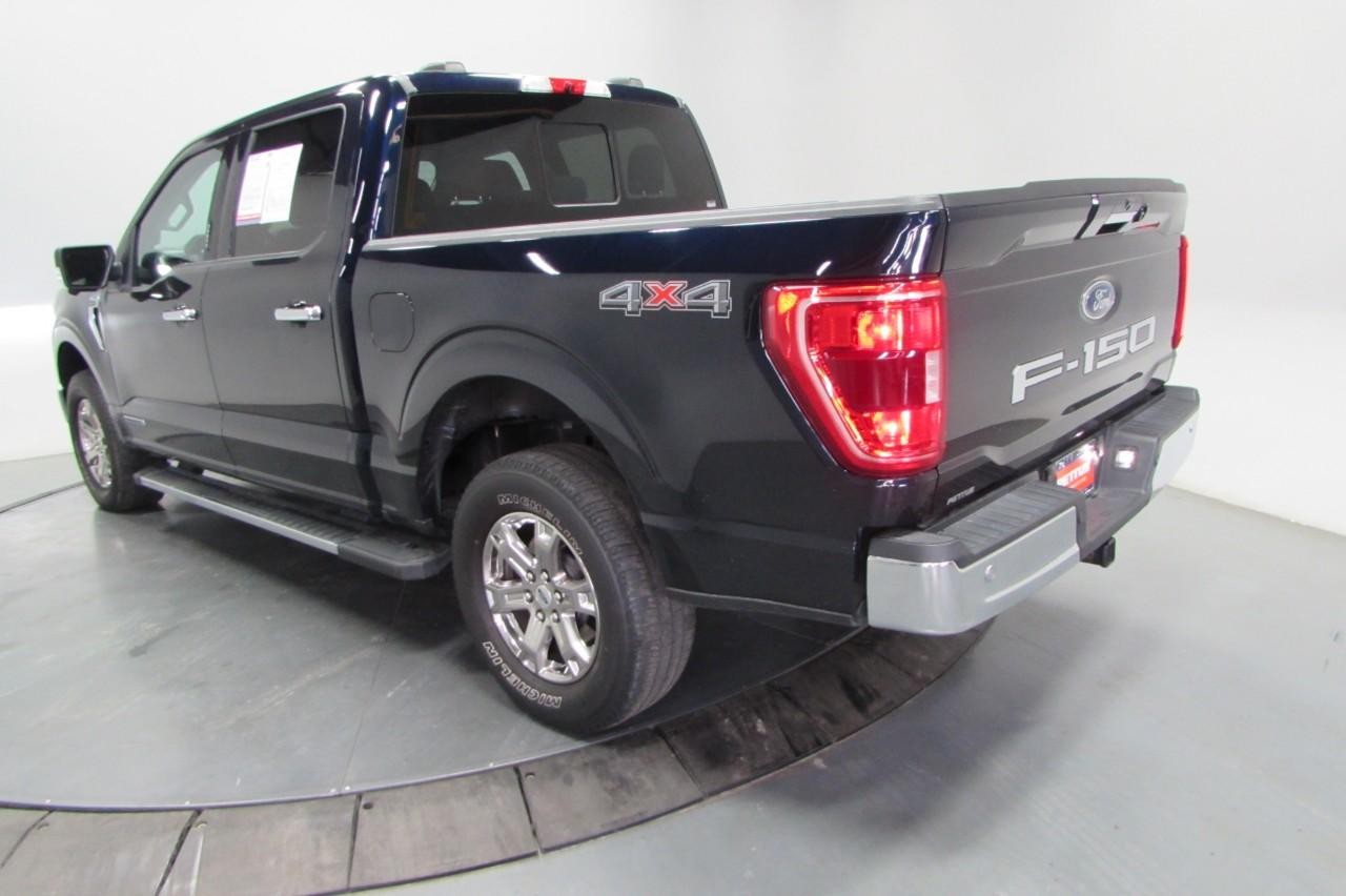 2021 Antimatter Blue Metallic Ford F-150 XLT 4X4 Truck