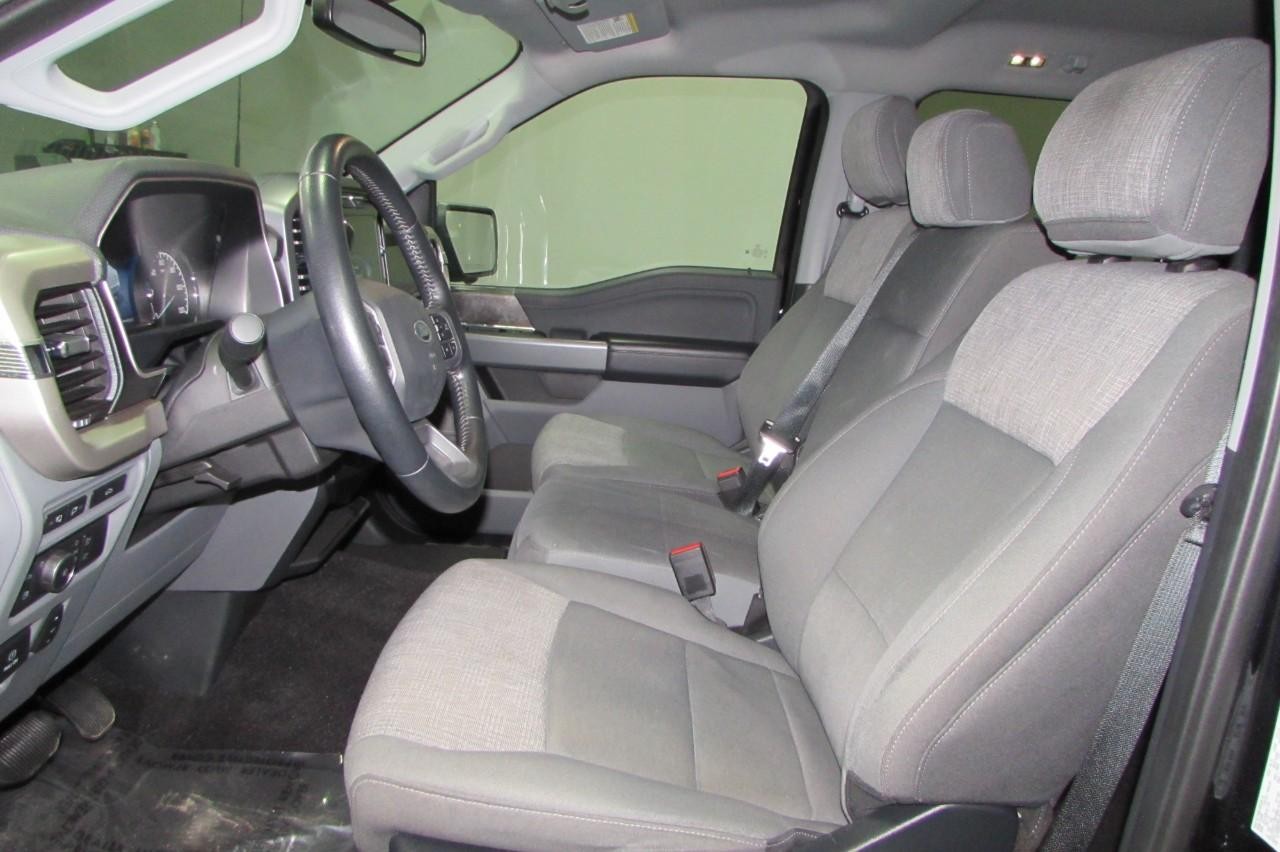 2021 Antimatter Blue Metallic Ford F-150 XLT 4X4 Truck