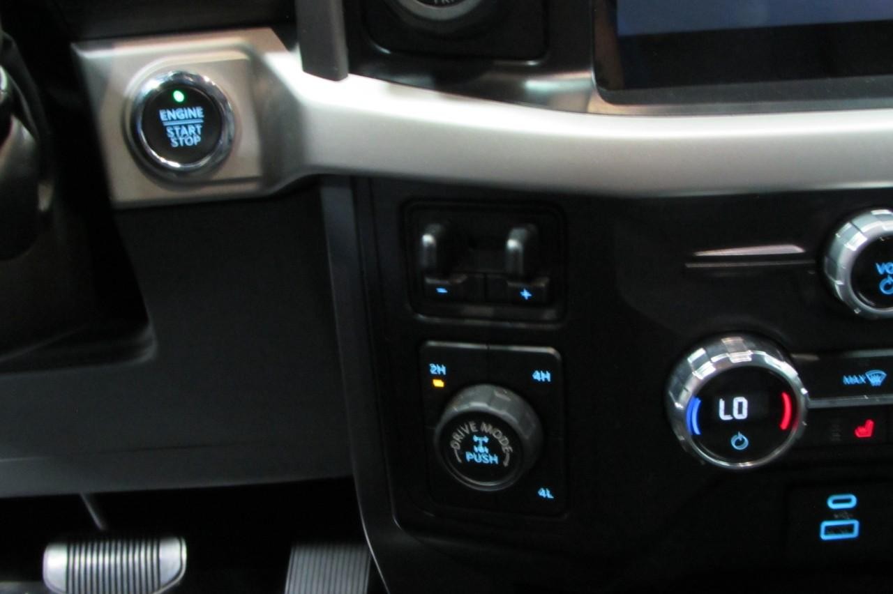 2021 Antimatter Blue Metallic Ford F-150 XLT 4X4 Truck