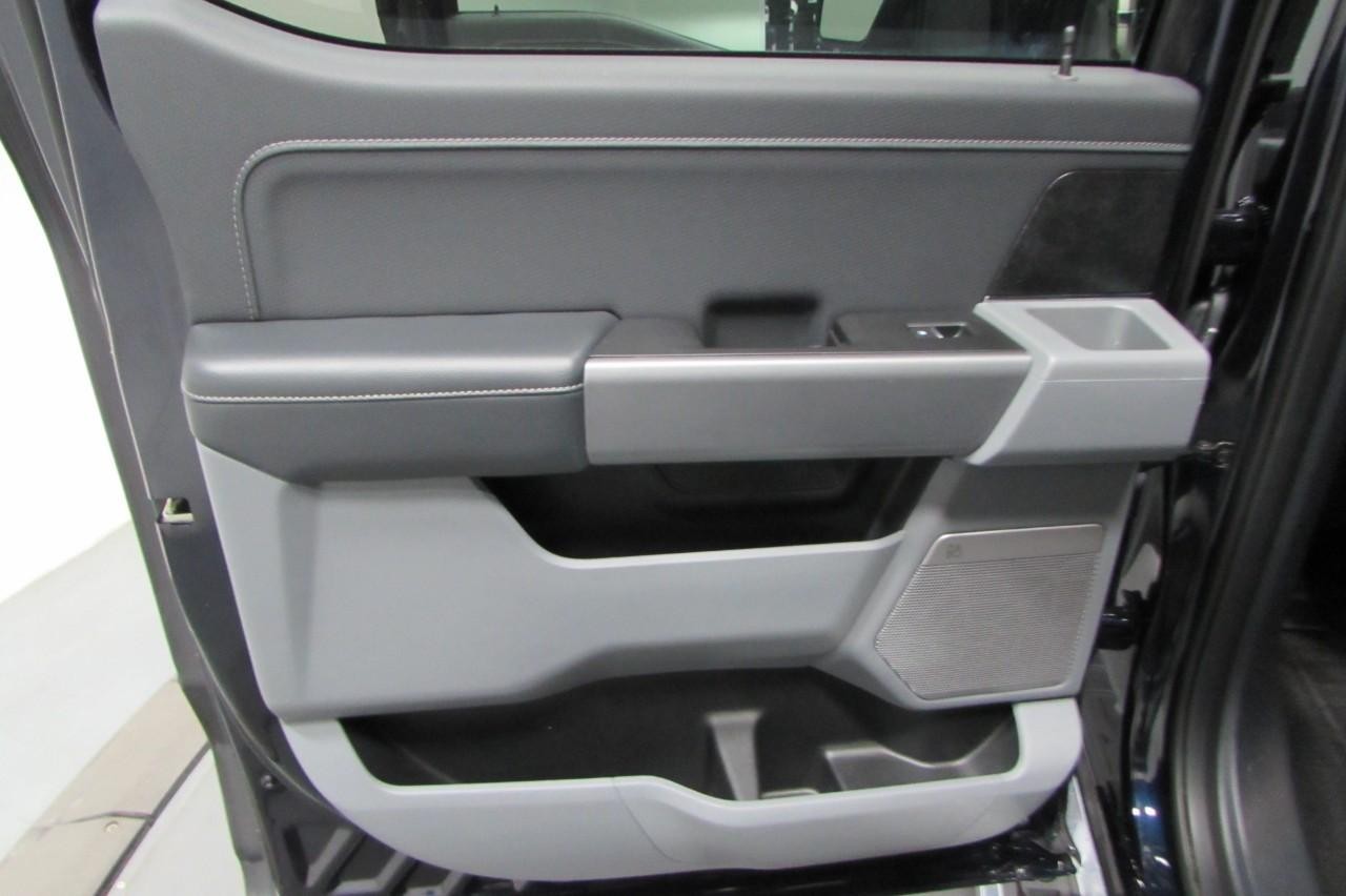 2021 Antimatter Blue Metallic Ford F-150 XLT 4X4 Truck