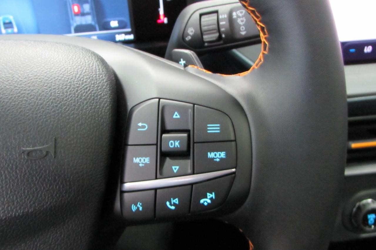 2025 Space White Metallic Ford Maverick Tremor AWD Truck