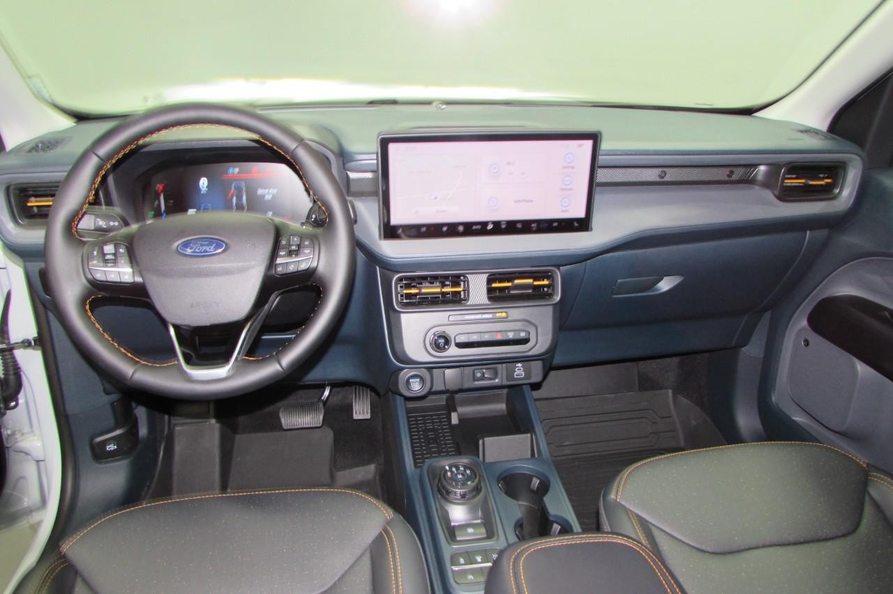 2025 Space White Metallic Ford Maverick Tremor AWD Truck
