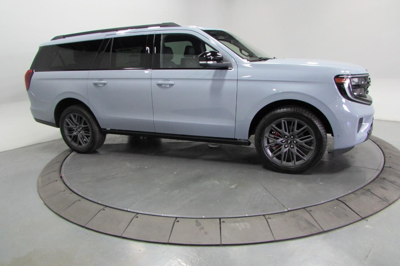 2025 Glacier Gray Metallic TriCoat Ford Expedition Max Platinum 4X4 SUV