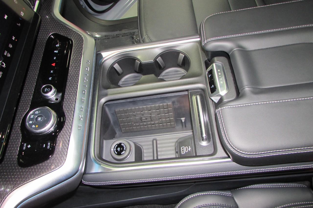 2025 Glacier Gray Metallic TriCoat Ford Expedition Max Platinum 4X4 SUV