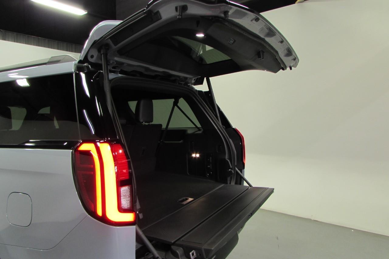 2025 Glacier Gray Metallic TriCoat Ford Expedition Max Platinum 4X4 SUV